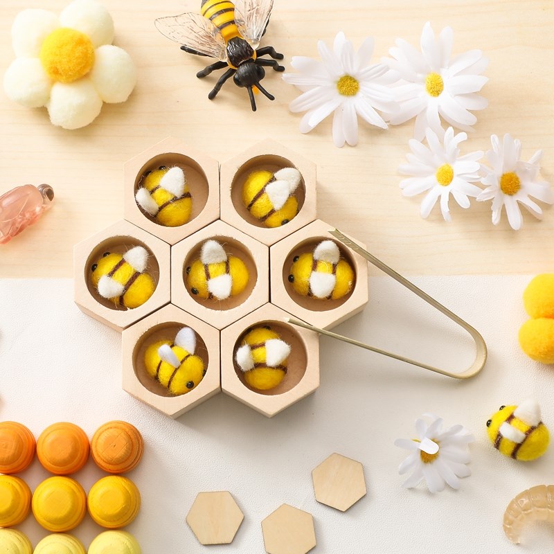 Sensory Bee Toys Newborn Fine  - огляд і ціна Montessori Shelf Toy